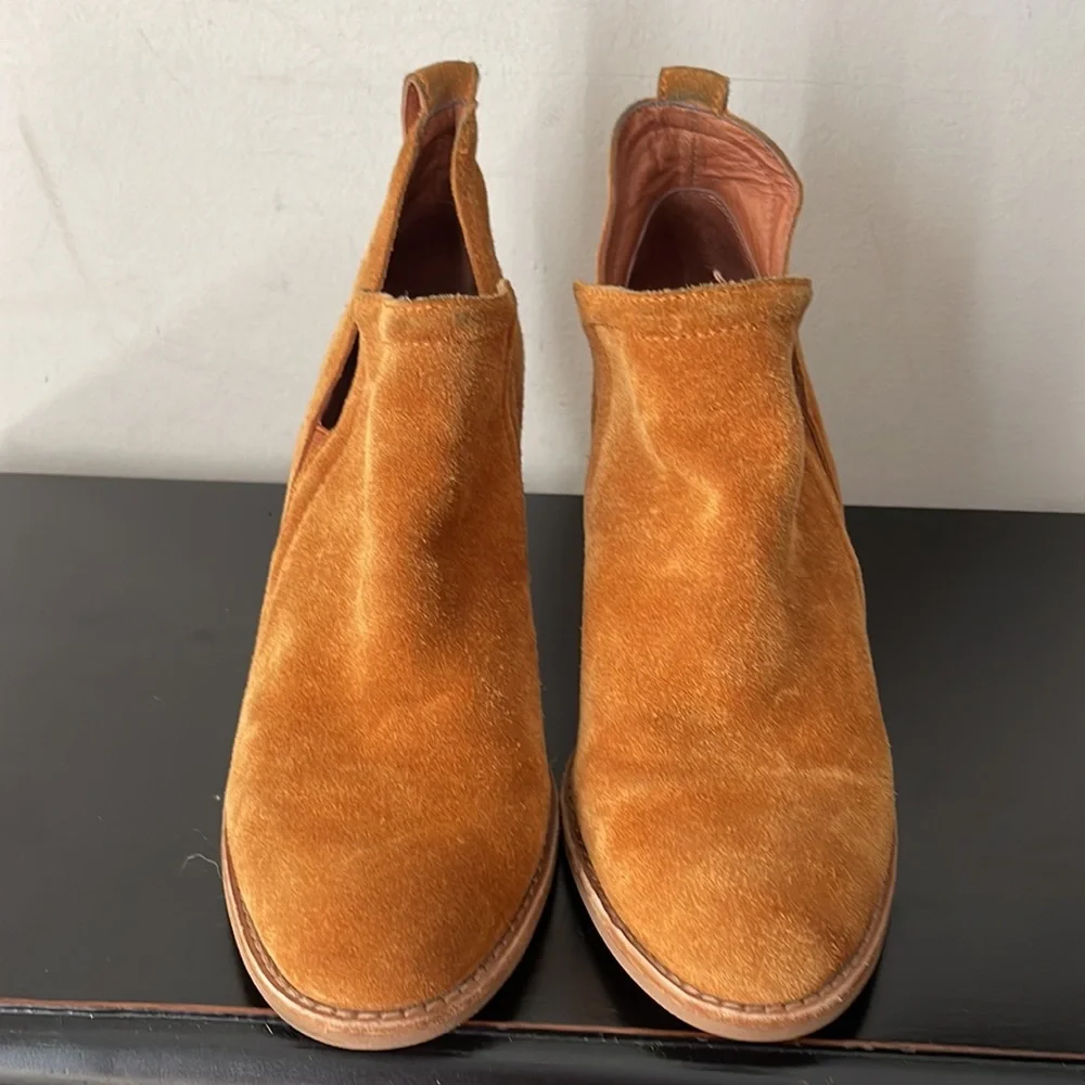 Jeffrey Campbell suede chunky heel boots or booties ankle boots caramel color - Picture 4 of 13